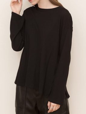Round Neck Pullover with Side Slit