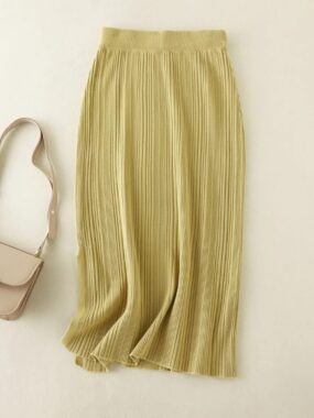 Mid Length Unicolor Striped  Knit Skirt