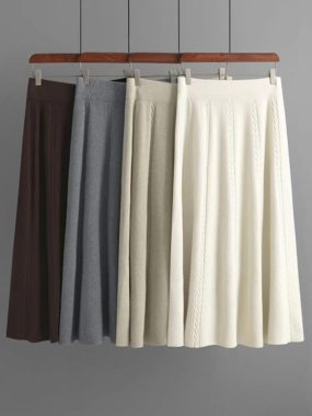 Knitted Patterned Midi Viscose Skirt