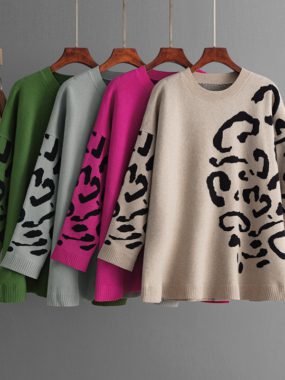 Knitted Round Neck Sweater Leopard Print