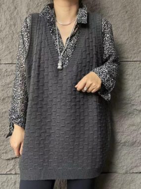 Knitted Long Loose Fit Vest