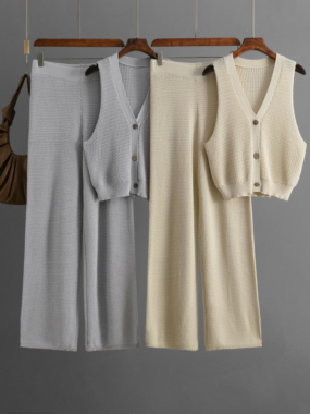Knitted Buttoned Vest with Wide Pants