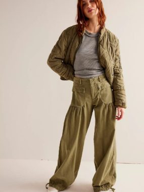 High Waist Denim Pants with Pleated Pockets