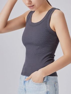 Ribbed Sleeveless Round Neck Top