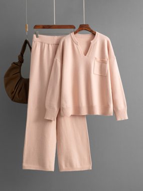 Matching Lounge Sweater And Casual Pants