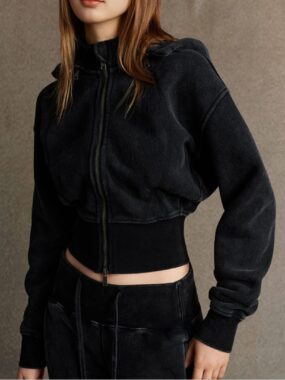 Detachable Hooded Fleeced Washed Sweatshirt