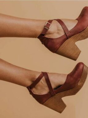 Criss-Cross Ankle Strap Round Toe Chunky Pumps