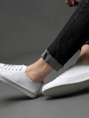 Daily Wear Leather Casual Lace-Up Sneakers
