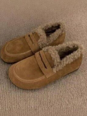 Curly Fleeced Slip-on Loafers