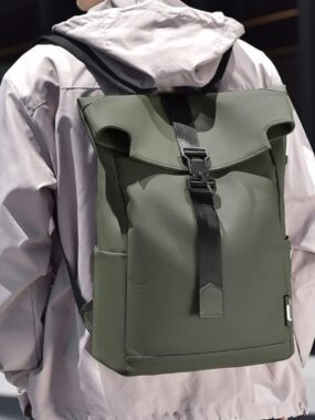 Solid Anti-splash Anti-scratch Multi Pocket Backpack