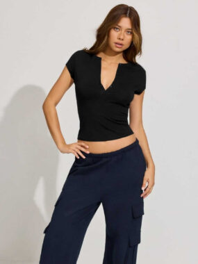 Deep V Buttons-up T-shirt