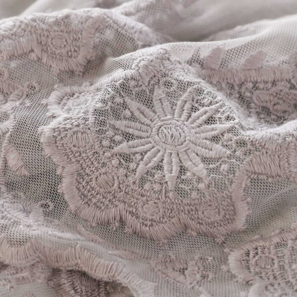 1900(10)