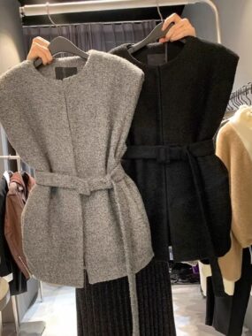 Minimalist Crew Neck Heathered Vest with Belt